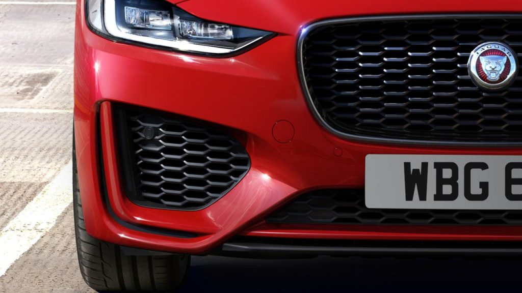 Jaguar XE - Kühlergrill - bei Aktuelle Auto News