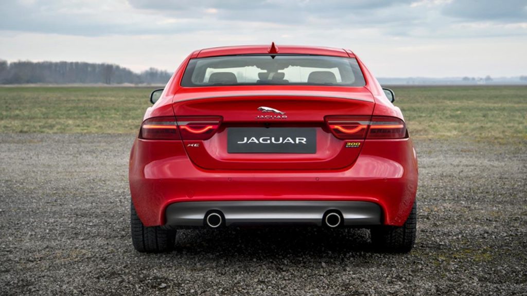 Jaguar XE - Heckansicht - bei Aktuelle Auto News