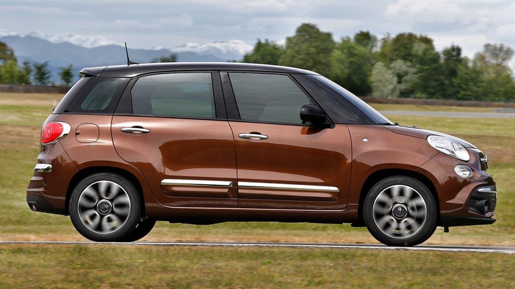 Fiat 500L - Seitenansicht - bei Aktuelle Auto News