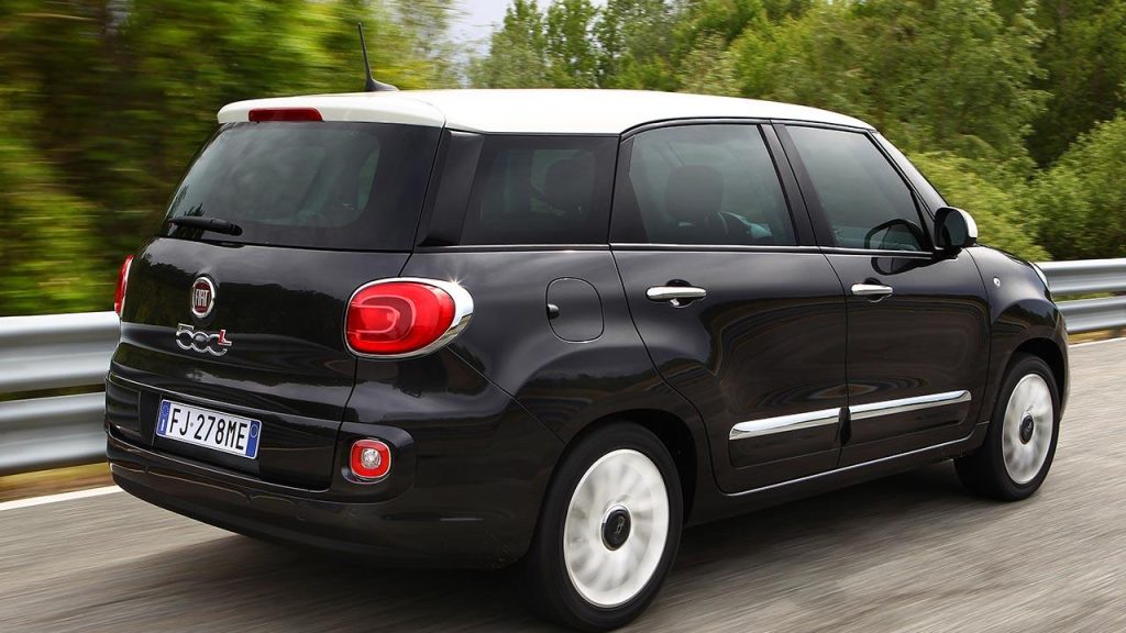 Fiat 500L - Heckansicht - bei Aktuelle Auto News