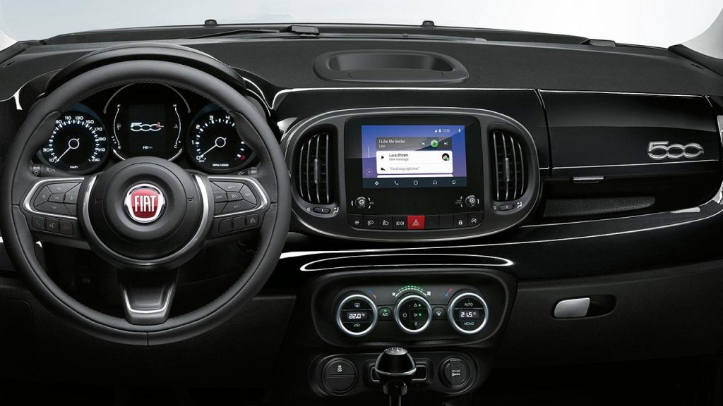 Fiat 500L - Cockpit - bei Aktuelle Auto News